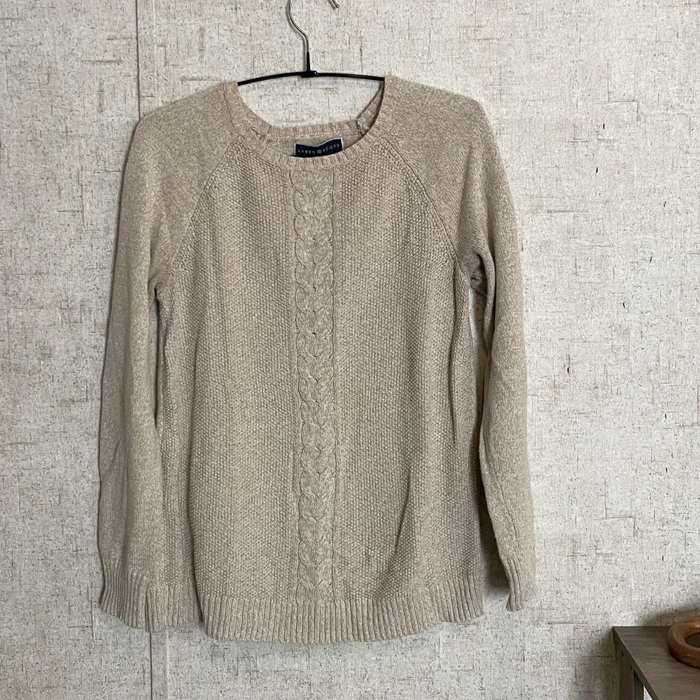 Sweater - Picture 1 of 5